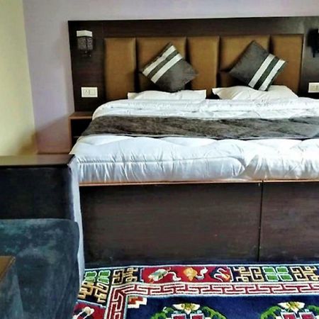 Hotel Kargil Heights מראה חיצוני תמונה