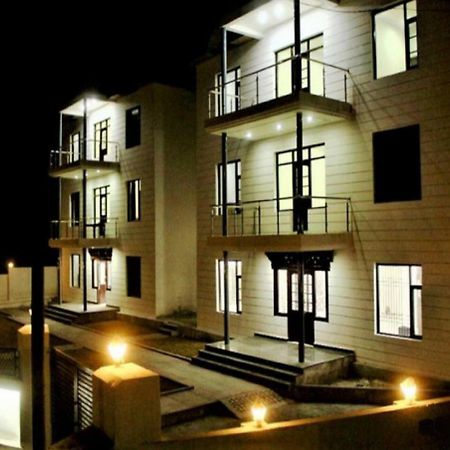 Hotel Kargil Heights מראה חיצוני תמונה