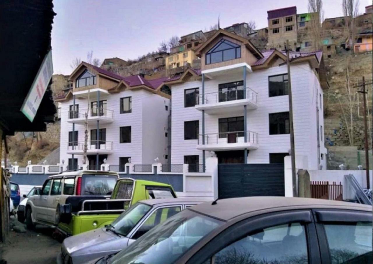Hotel Kargil Heights מראה חיצוני תמונה