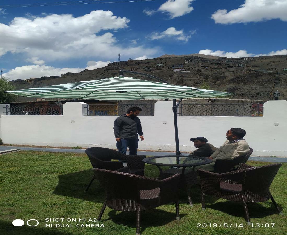 Hotel Kargil Heights מראה חיצוני תמונה