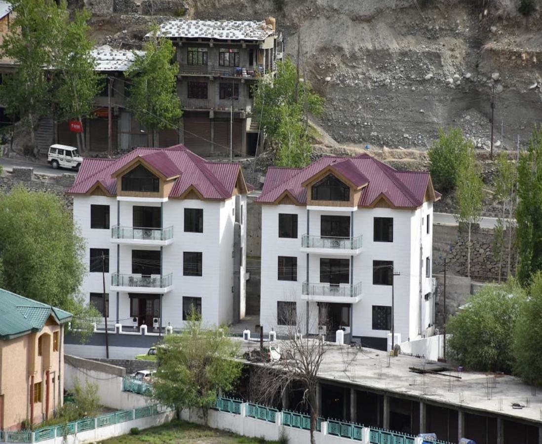 Hotel Kargil Heights מראה חיצוני תמונה