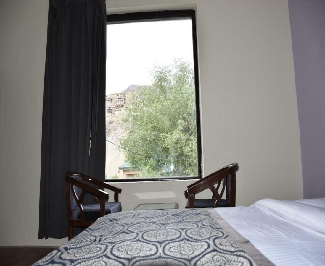 Hotel Kargil Heights מראה חיצוני תמונה