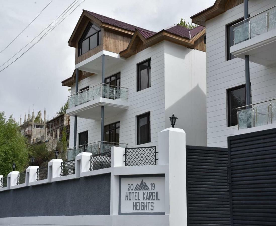 Hotel Kargil Heights מראה חיצוני תמונה